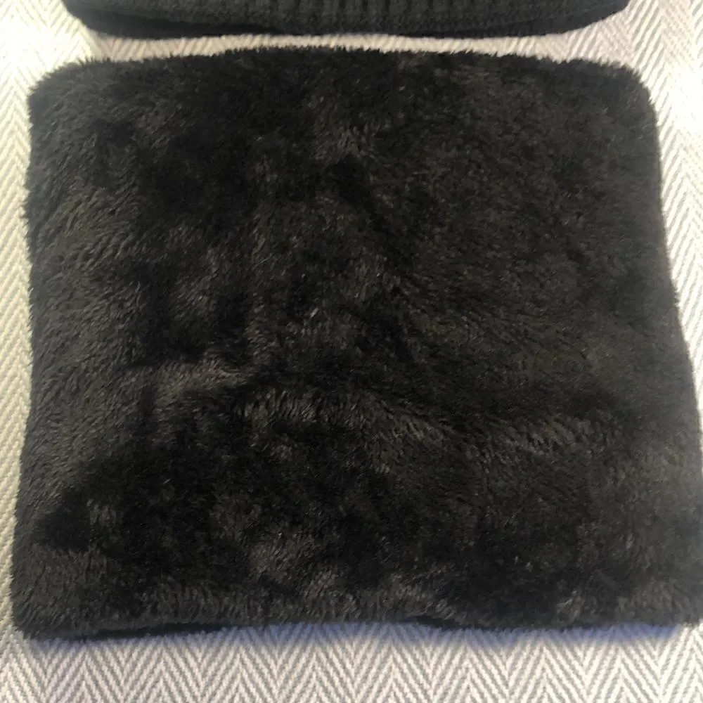 BLACK WINTER faux fur lined winter hat and gaiter Excellent Used Condition